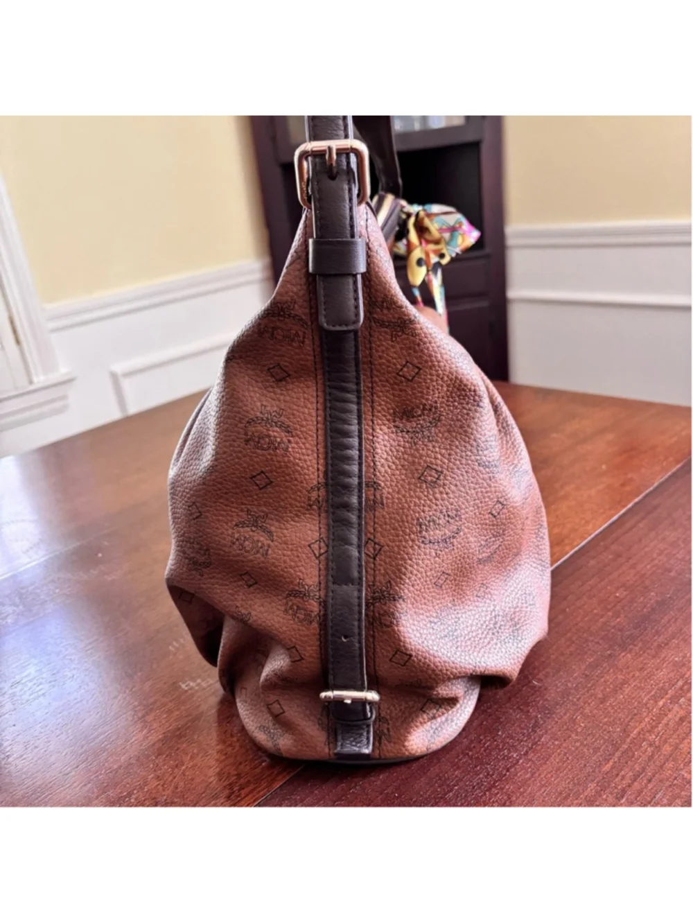 MCM RARE AUTHENTIC EUC VISETOS MONOGRAM CANVAS HOBO SHOULDER BAG HANGTAG & COA